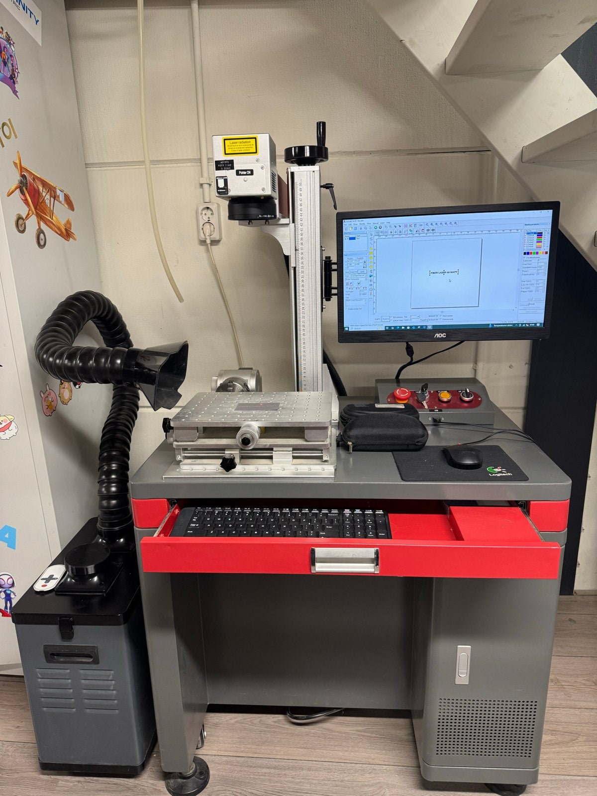 50 watt Fiberlaser graveermachine met afzuiging en PC, Ophalen, Zo goed als nieuw