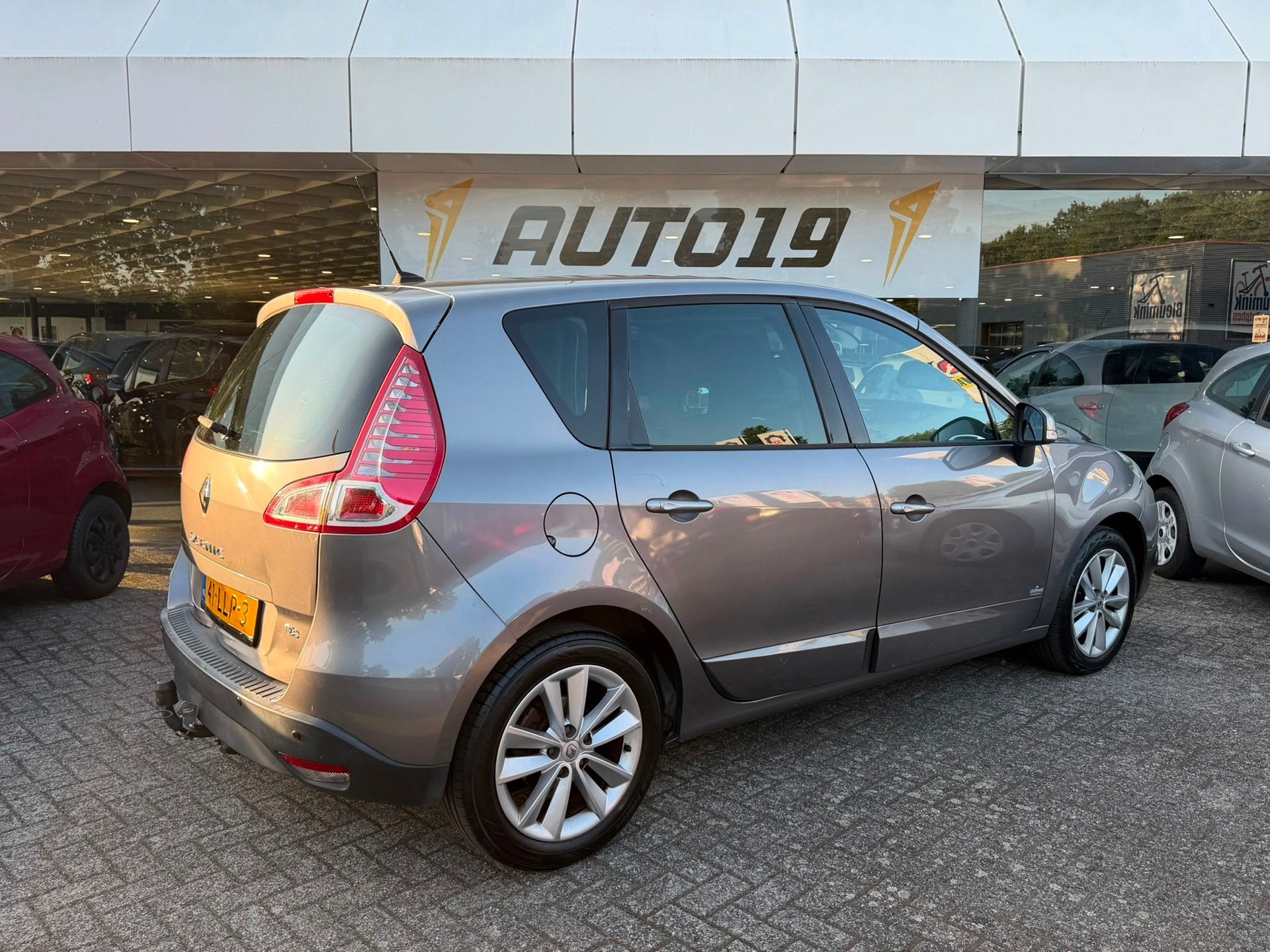 Renault Scénic 1.4 TCE Celsium, Auto's, Euro 5, Stof, Gebruikt, 1295 kg