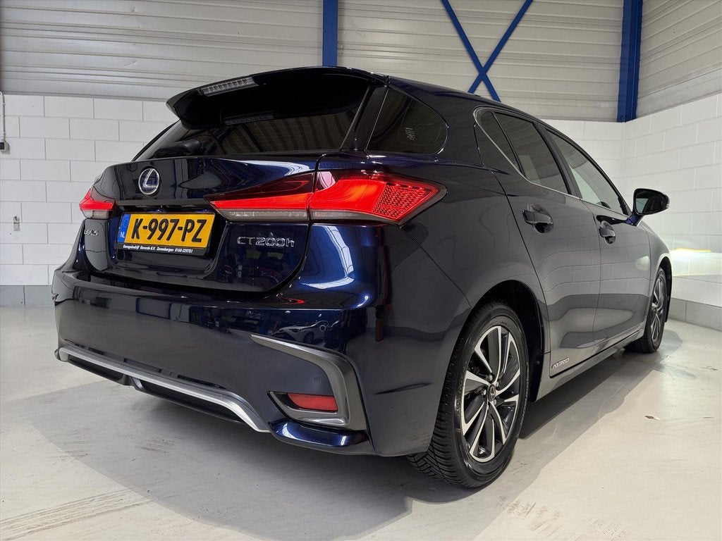 Lexus Ct 200h Hybrid 136pk E-CVT Business Line ACC, Camera,, Gebruikt, Euro 6, 4 cilinders, Blauw