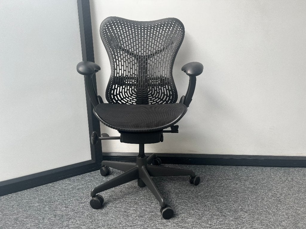Herman Miller (Mirra) zwart – Refurbished, Ophalen, Ergonomisch, Zwart