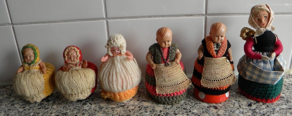 POPPETJE, POPJE HALFDOLL, ALS EIERWARMER MET EIERDOP 6 STUKS, Ophalen of Verzenden, Gebruikt