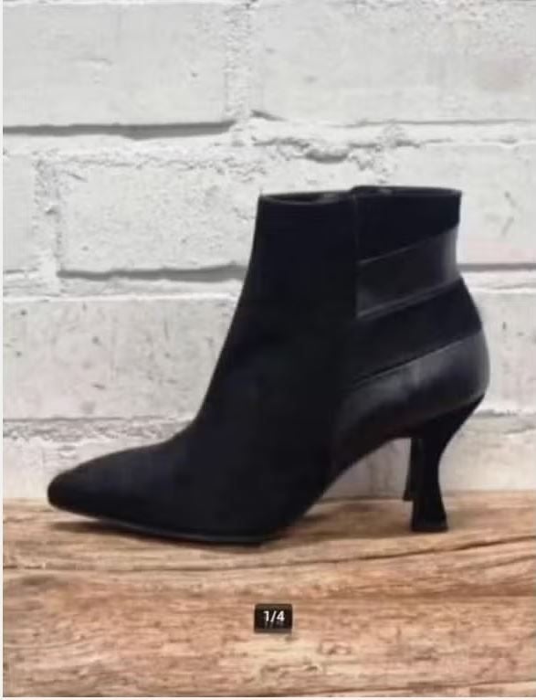 Red Rag - Mooie leren laarzen maat 39 - RedRag - Nieuw €179, Kleding | Dames, Zwart, Lage of Enkellaarzen, Nieuw, Ophalen of Verzenden