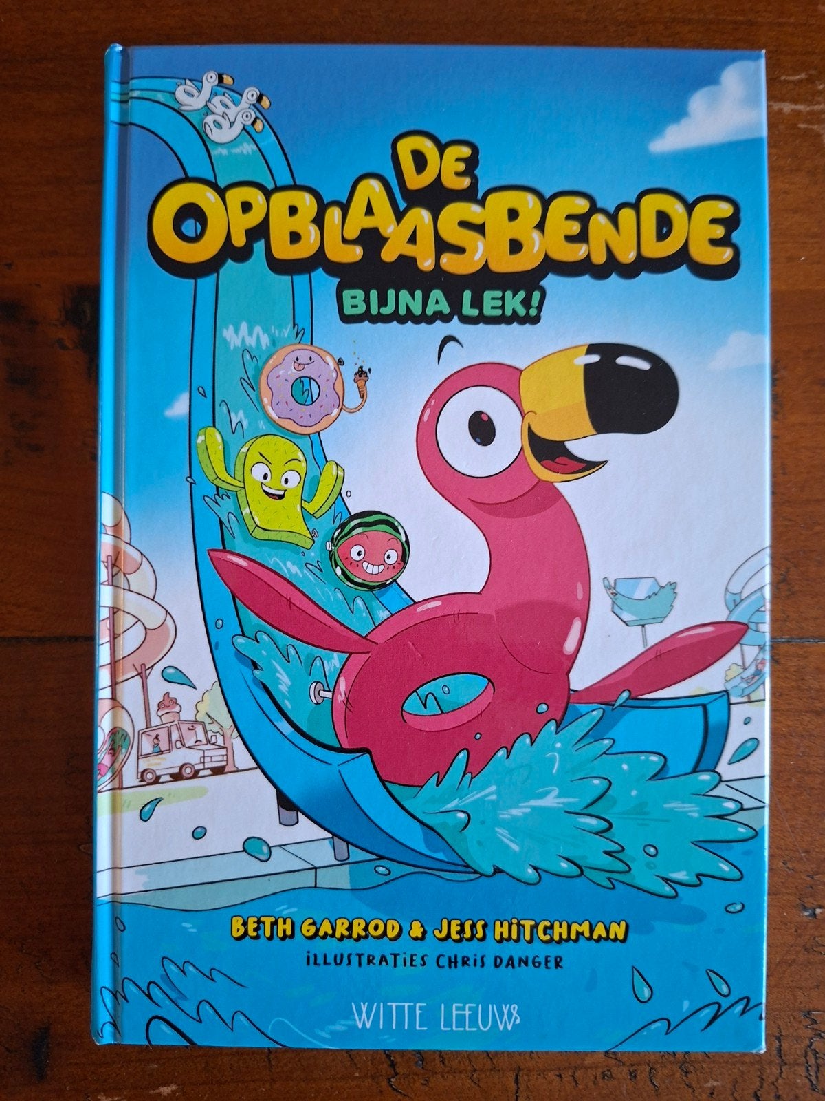 Beth Garrod - De Opblaasbende - Bijna lek!, Ophalen of Verzenden, Zo goed als nieuw, Beth Garrod; Jess Hitchman