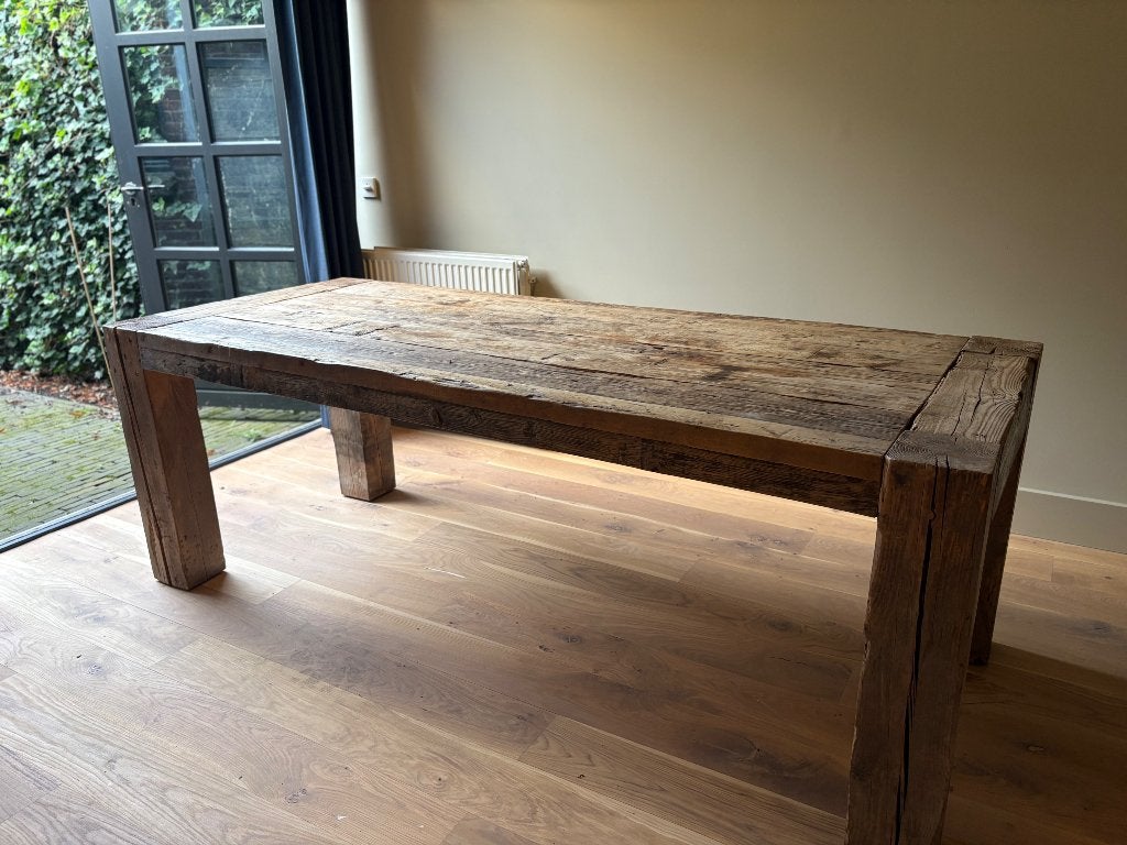 Robuuste houten eettafel, Huis en Inrichting, Ophalen, Gebruikt, 50 tot 100 cm, Vijf personen of meer