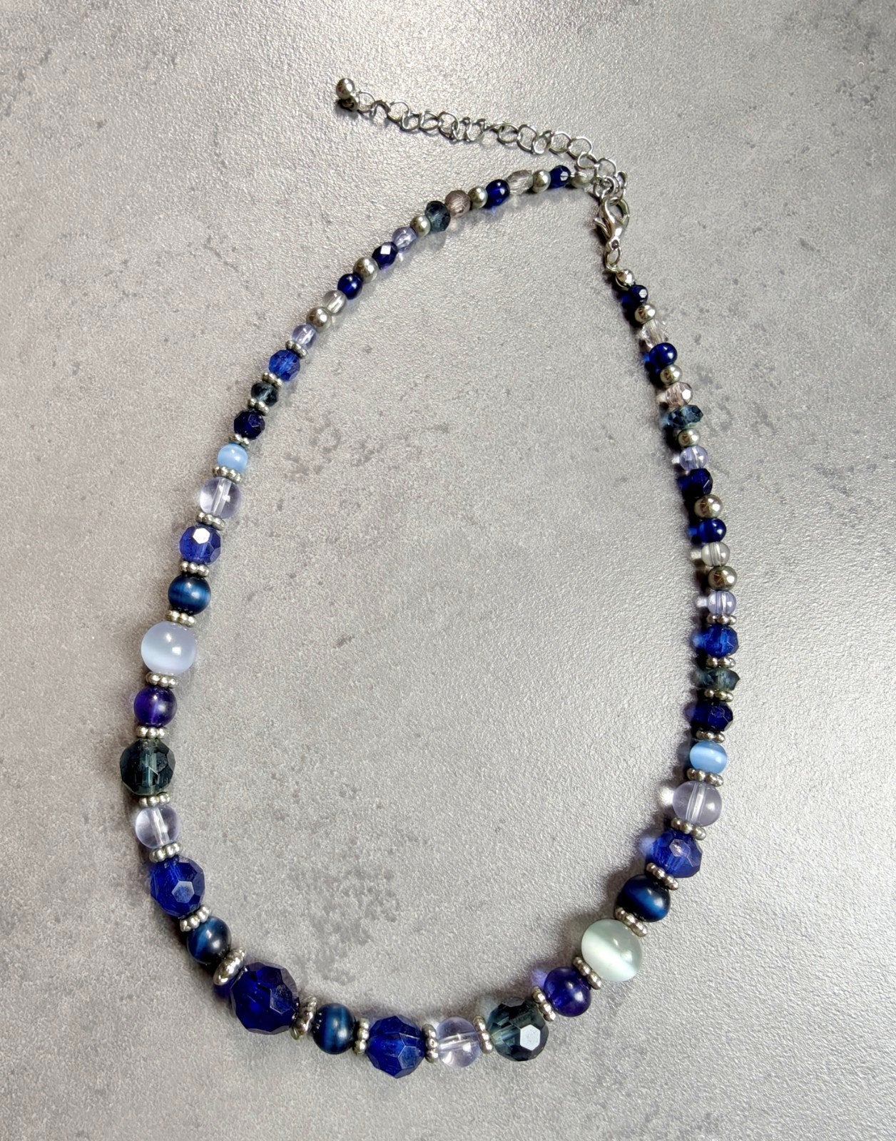 Prachtige blauwe kralenketting - vintage, Ophalen of Verzenden, Zo goed als nieuw, Blauw