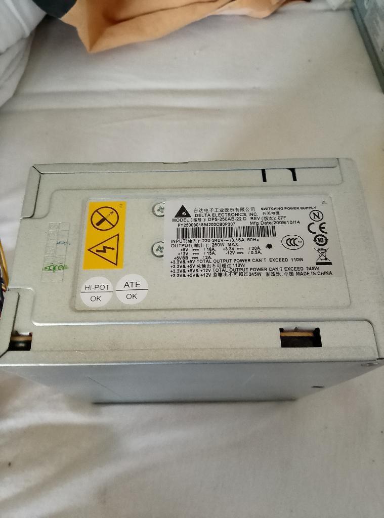 Delta Electronics 250W, Computers en Software, Interne voedingen, Gebruikt, Ophalen of Verzenden