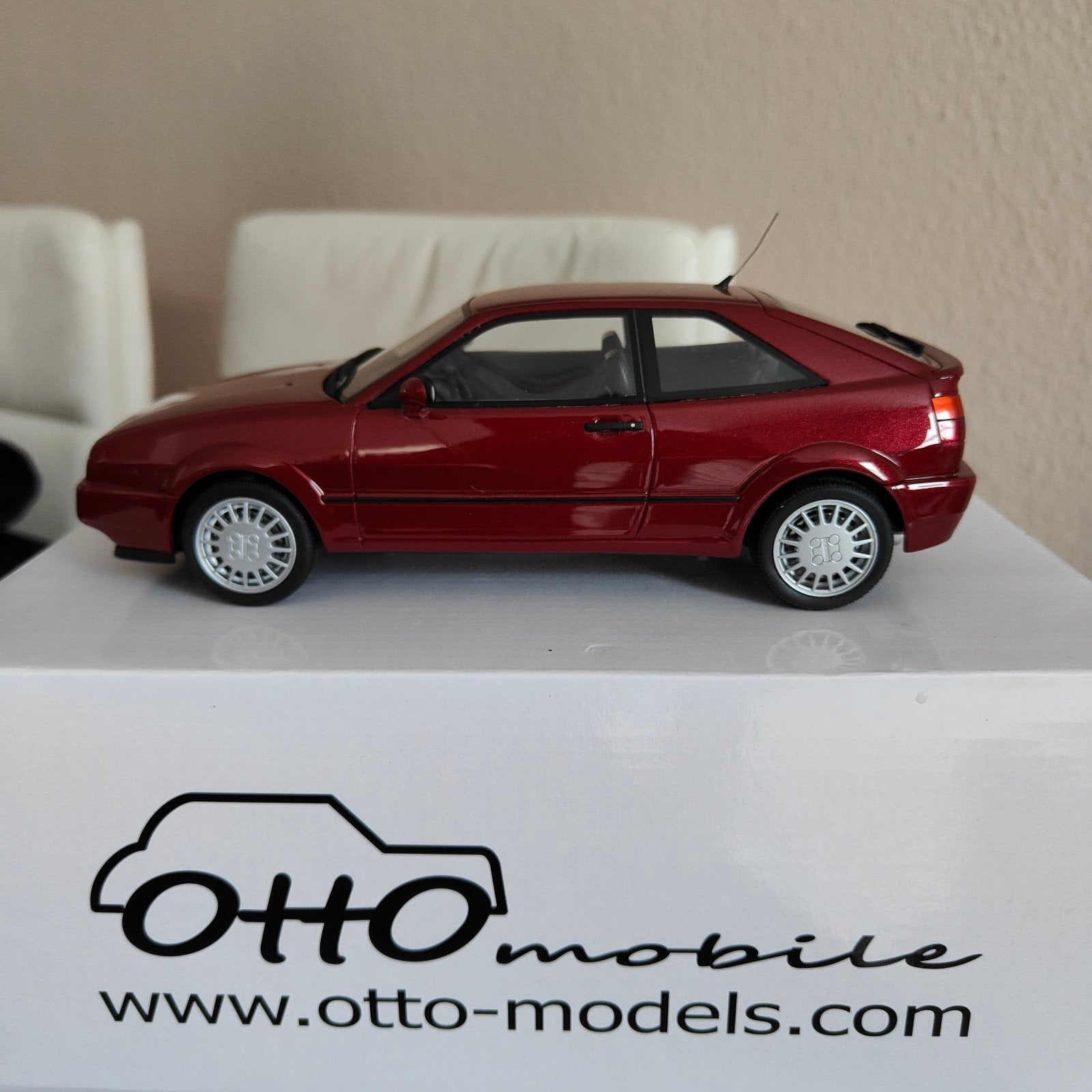 Volkswagen Corrado G60 1:18 Ottomobile OT103, Hobby en Vrije tijd, Ophalen of Verzenden, Nieuw, OttOMobile