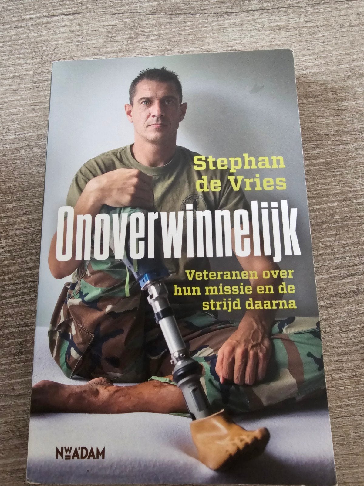 Onoverwinnelijk: Veteranen over hun missie en de strijd, Ophalen of Verzenden, Gelezen, Stephan de Vries