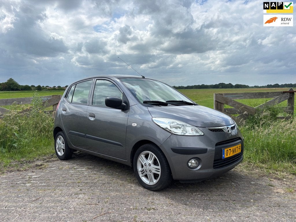 Hyundai, Airco I10 1.1 Active Orange Babies, Gebruikt, 31 €/maand, 4 cilinders, 400 kg