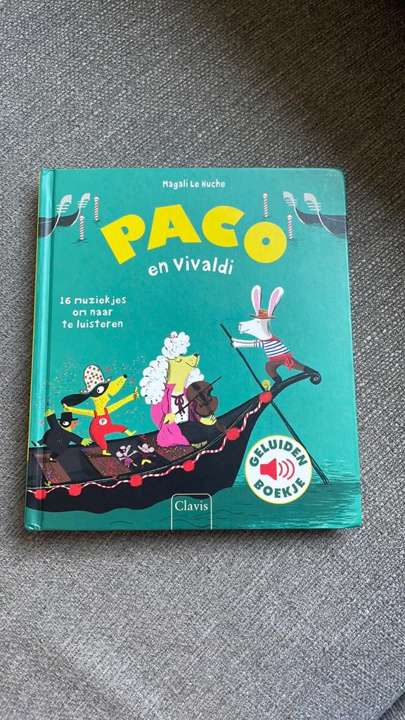 Paco en Vivaldi - Magali Le Huche (muziekjesboek), Ophalen of Verzenden, Gelezen, 3 tot 4 jaar