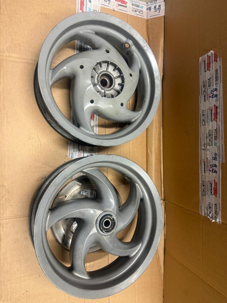 Gilera runner Velgenset 125/172/180-Grijs| Single Disc| SD, Ophalen of Verzenden, Gebruikt, Overige typen