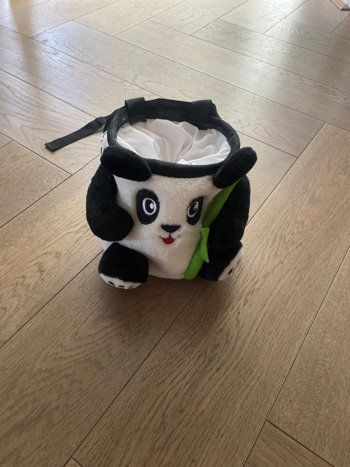 Leuke Panda Pofzak / Magnesiumzak voor Klimmen MET magnesuim, Ophalen, Zo goed als nieuw, Klimsport-accessoire