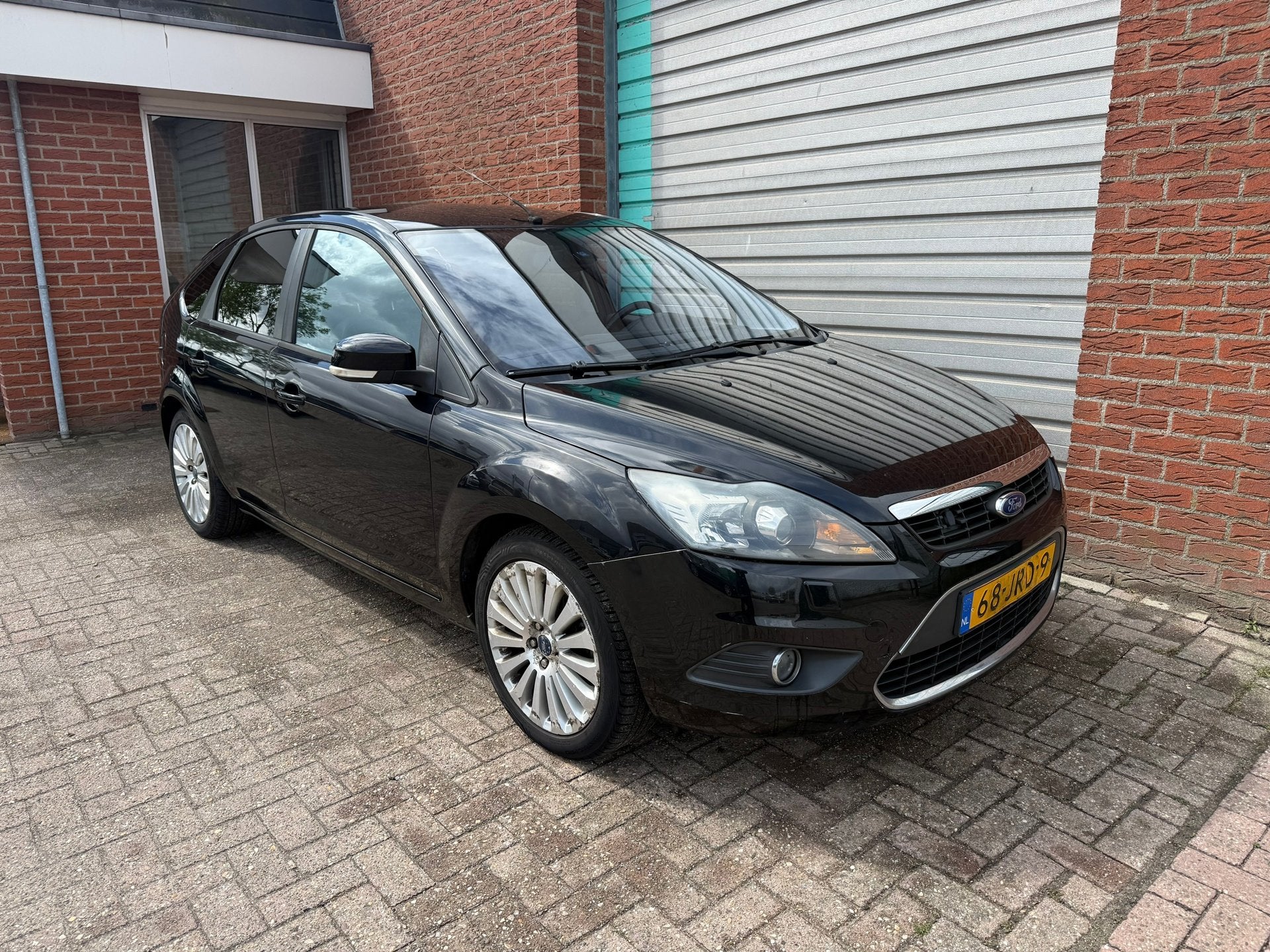 Ford Focus 1.8 Titanium Flexi Fuel Bj:2009 NAP!, Auto's, 125 pk, Gebruikt, 4 cilinders, Zwart