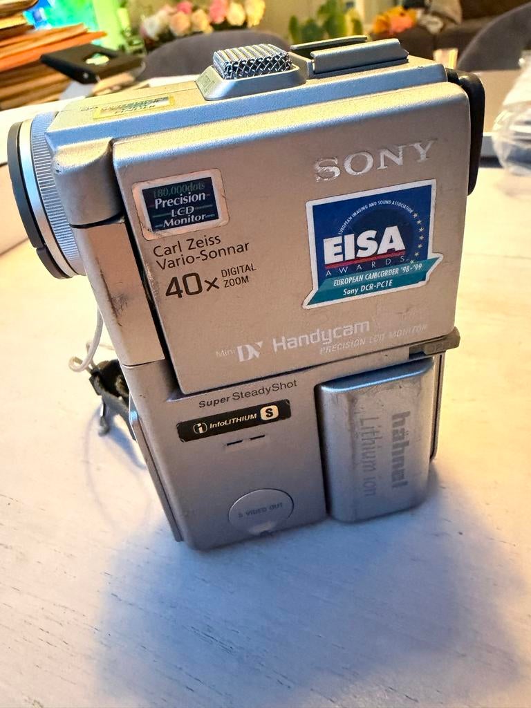 Sony DCR-PC1E Mini DV Handcam - Accu aanwezig, lader ontbree, Ophalen, (Video)band