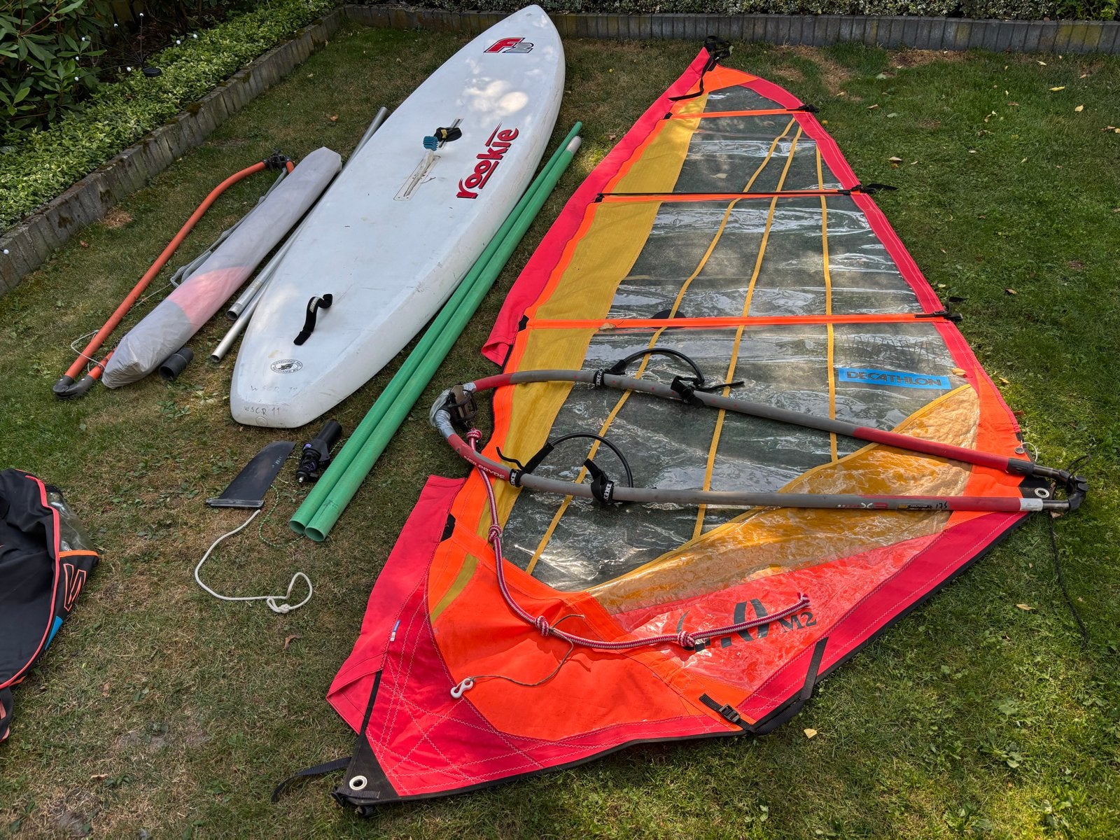 Complete Beginners Surfset F2 Rookie - Stabiel & Compleet, Watersport en Boten, Windsurfen, Ophalen, Gebruikt, 3.5 tot 5 m², Met mast