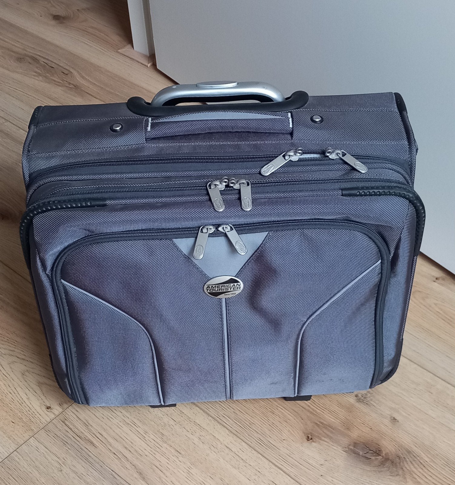 American Tourister laptoptrolley, Ophalen, 30 cm of meer, Grijs, 35 tot 55 cm