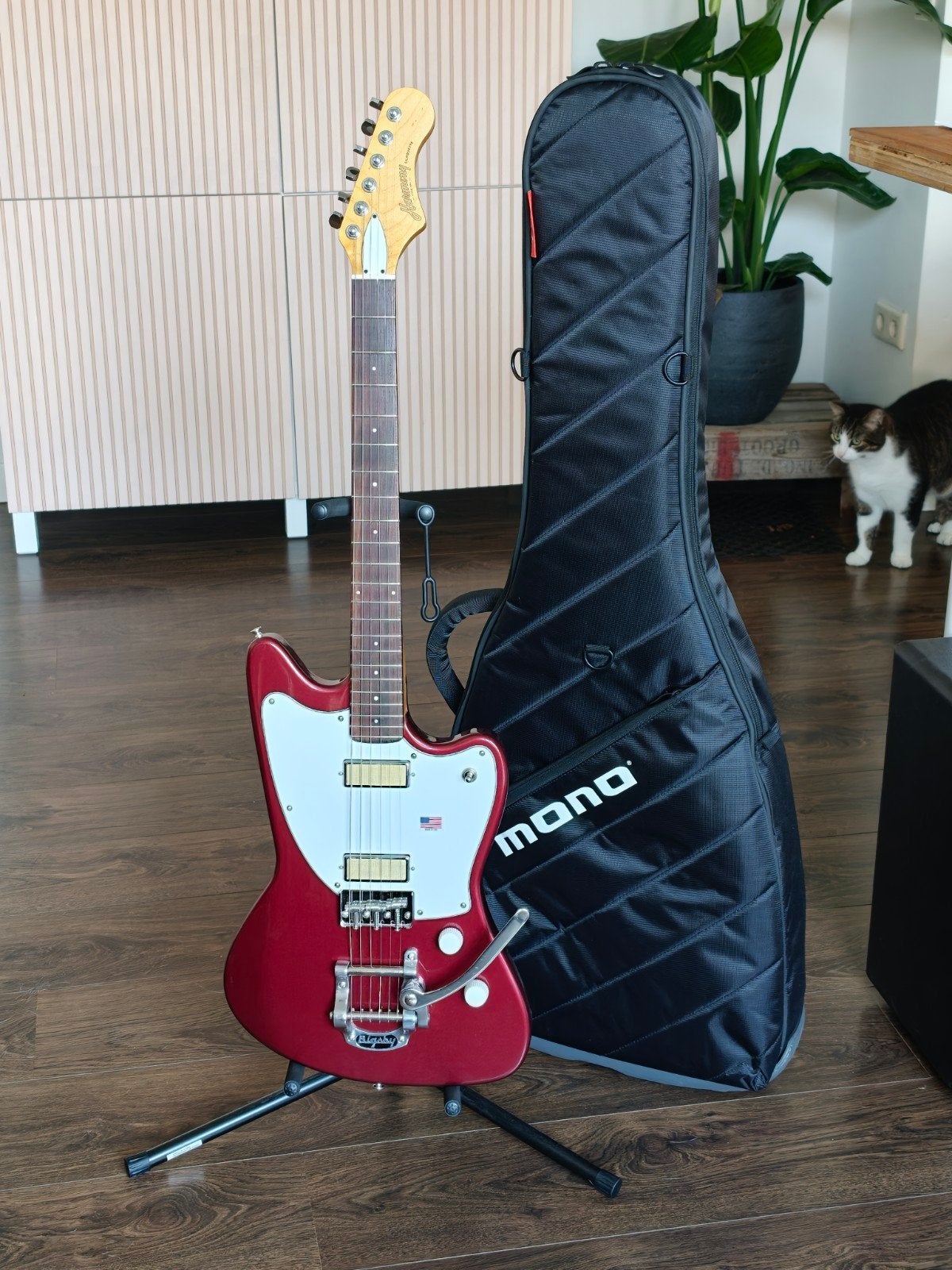 Harmony Silhouette Bigsby Burgundy Nitro, Ophalen, Zo goed als nieuw, Solid body, Overige merken