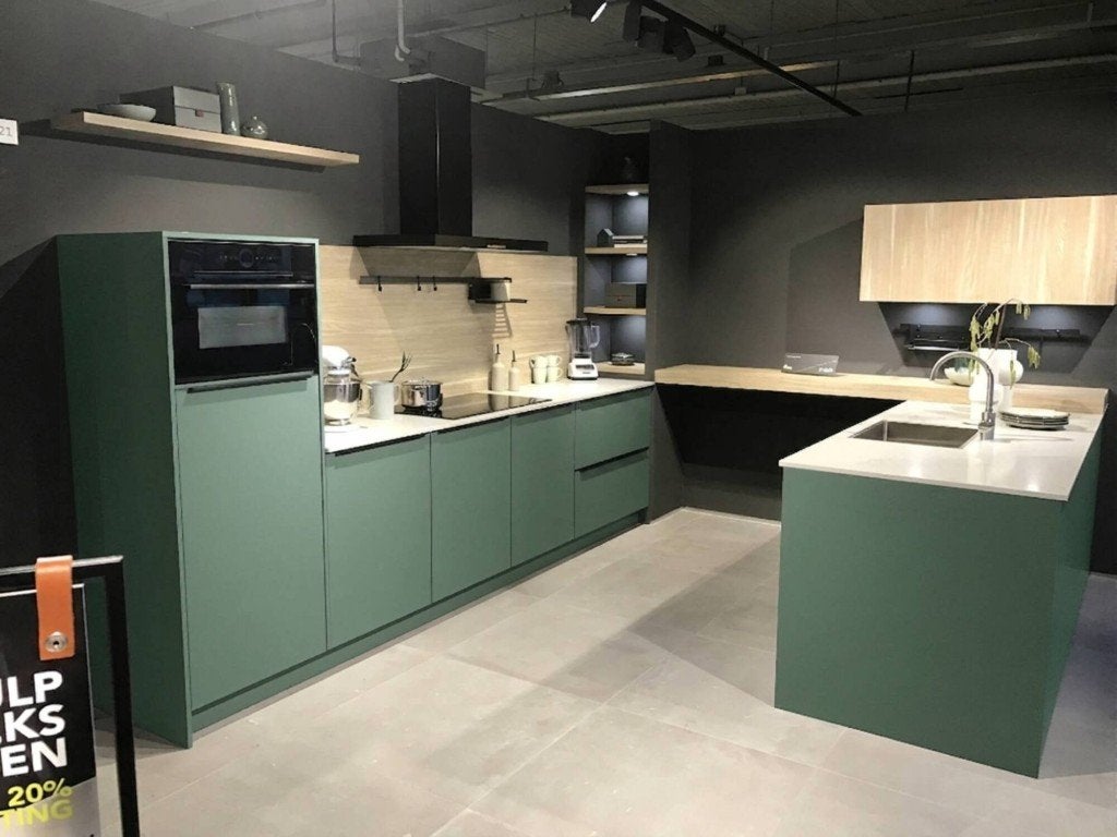 Luxe Tulp keuken met schiereiland, Huis en Inrichting, Keuken | Complete keukens, Ophalen, Nieuw, Dubbelwandige keuken, Met kookeiland