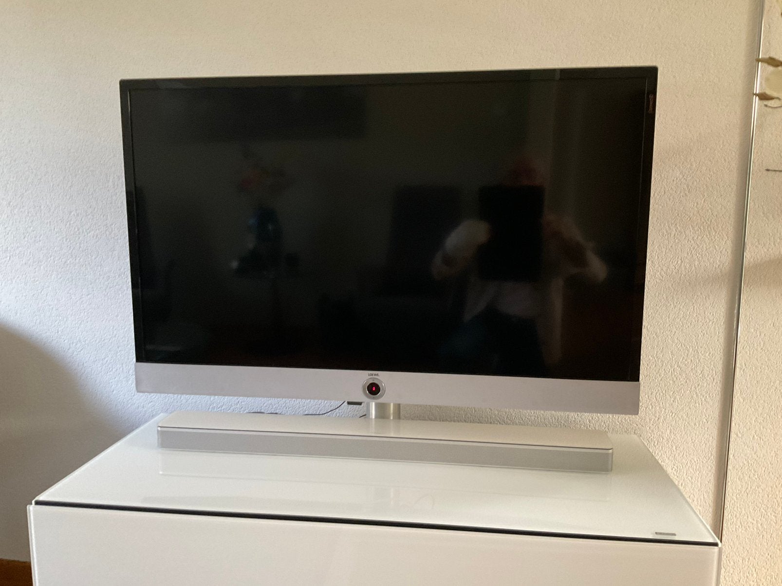Loewe Connect 46, 50 Hz, Zo goed als nieuw, 100 cm of meer, Ophalen