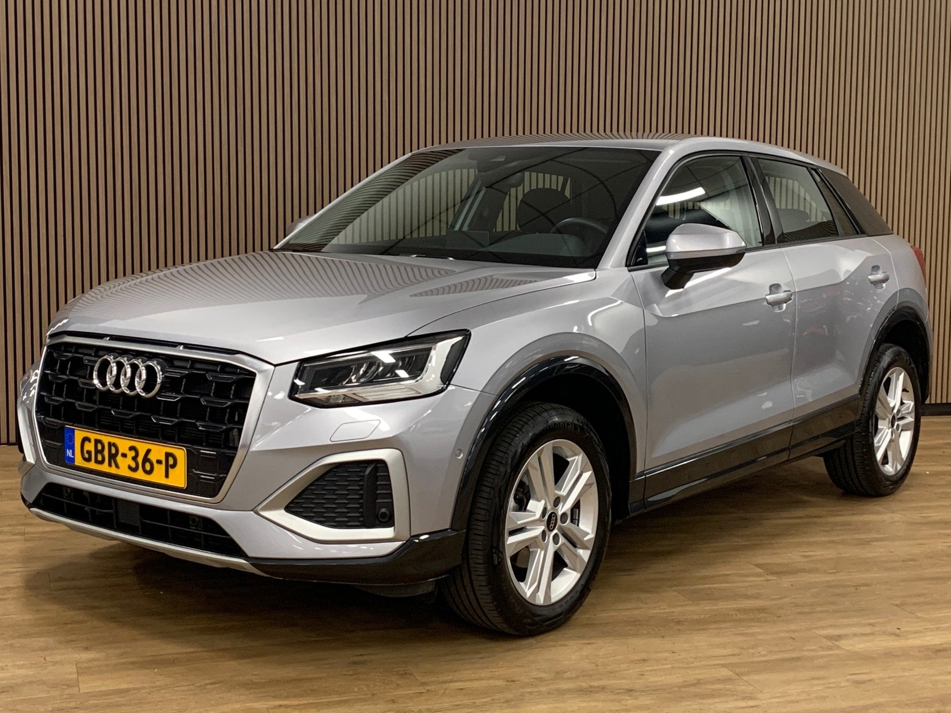 Audi Q2 35 TFSI S Edition|40000KM|Camera|Automaat|, Auto's, Dealer onderhouden, Stof, 4 cilinders, 150 pk