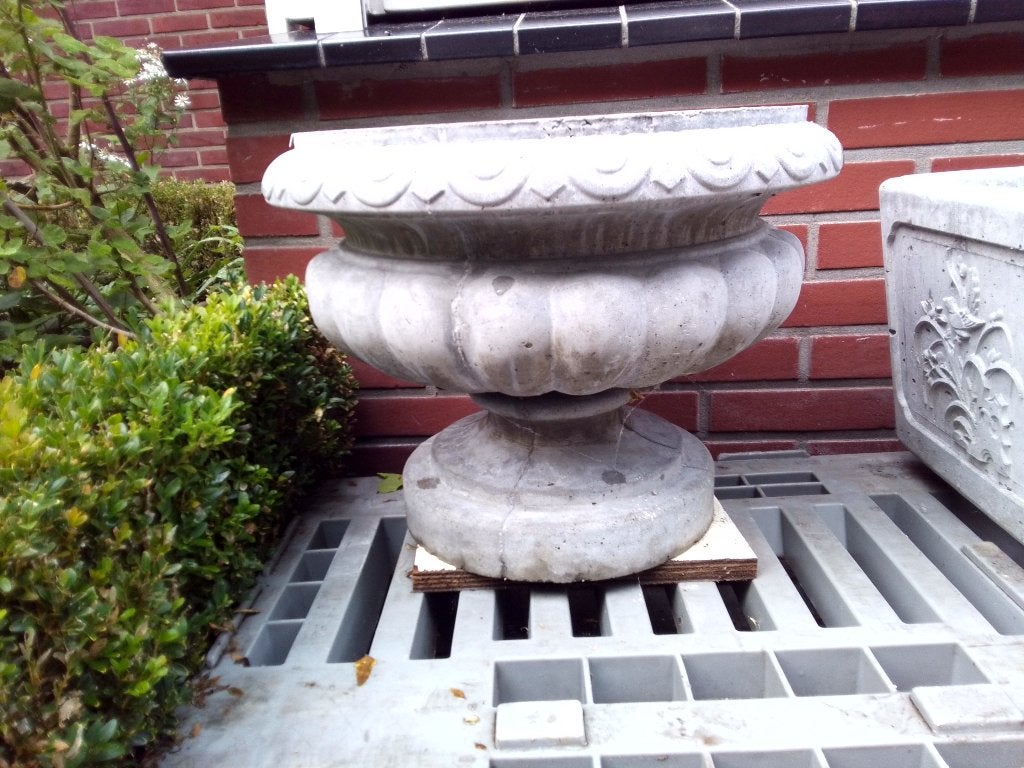 Nieuwe 45 cm Karakteristieke betonnen bloempotten, Ophalen, 40 cm of meer, Rond, Nieuw