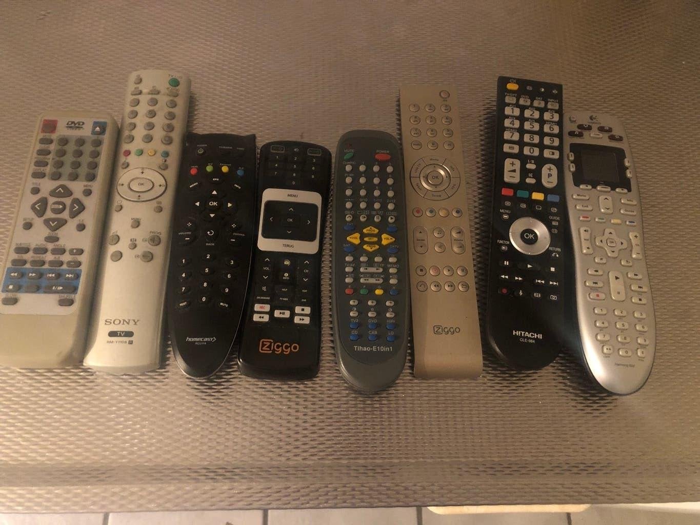 Diverse afstandsbedieningen (Sony, Ziggo, Hitachi, Universee, Ophalen of Verzenden, Gebruikt, Universeel, Tv