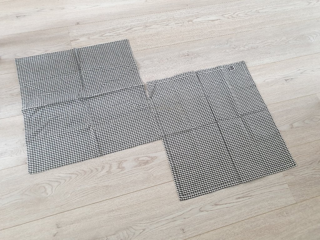 2 nieuwe zwart/wit geblokte servetten 48x47 cm, Ophalen of Verzenden, Nieuw, Wit