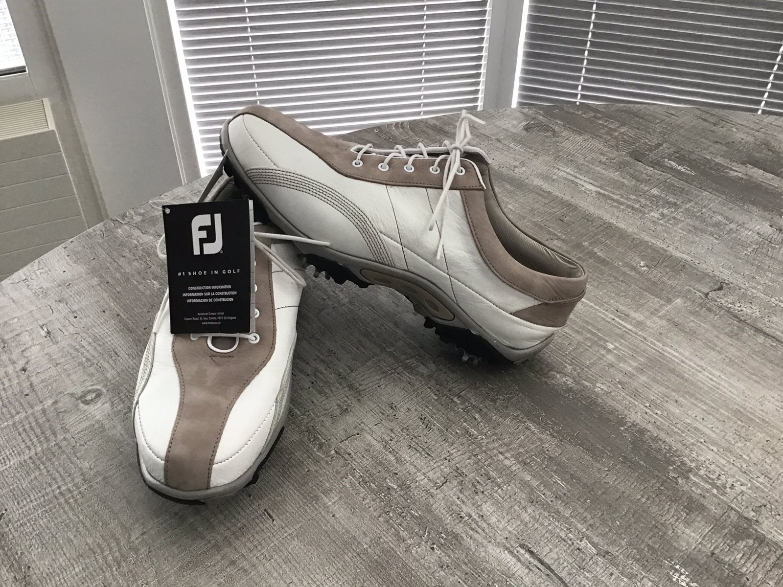 FOOTJOY DAMES GOLFSCHOENEN LEER MT. 39 NIEUW!!!!!!!!, Ophalen of Verzenden, Nieuw, Schoenen