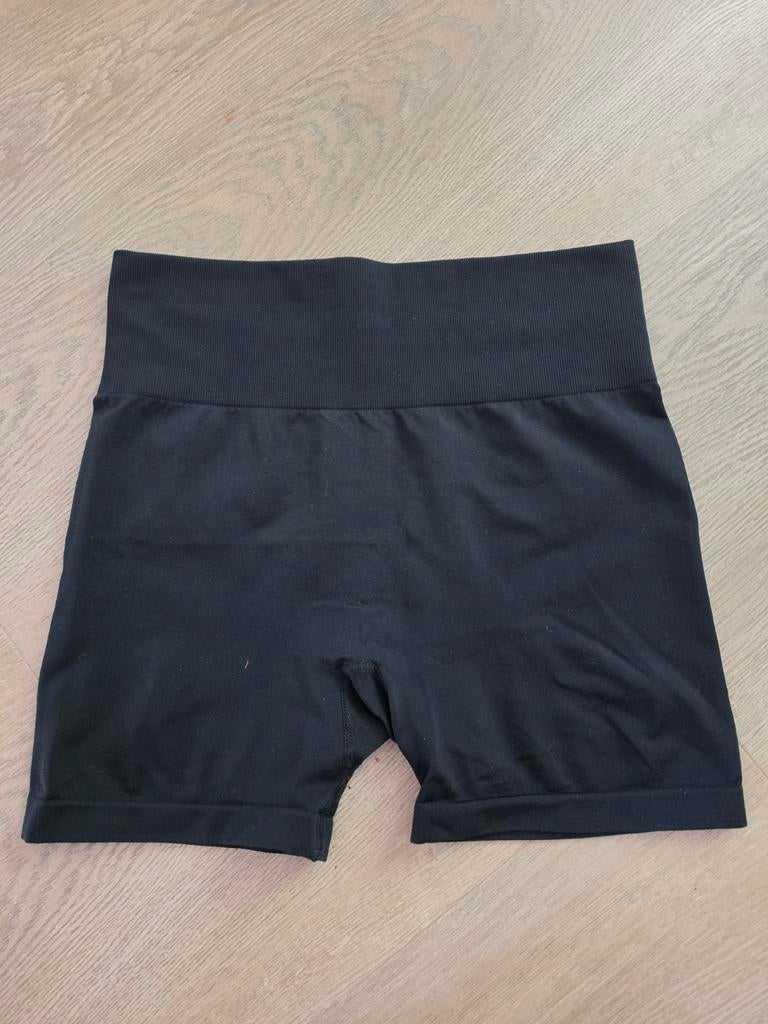 Correctie broekje maat M, Ophalen of Verzenden, Zwart, Broekje of Short