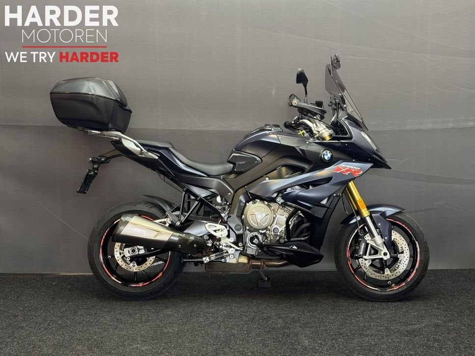 BMW S 1000 XR | TOPSTAAT | VOL OPTIES | AKRAPOVIC, 4 cilinders, Motorrijbewijs A, Bedrijf, Onbekend