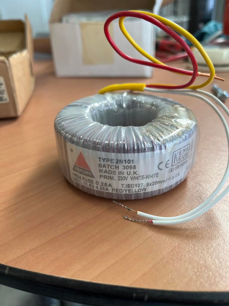Nieuwe Ringkerntrafo Amplimo 2N101 - 230V naar 11.6V, Ophalen of Verzenden, Nieuw, Overige typen