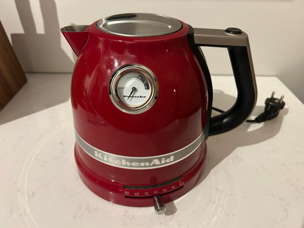 Kitchenaid Artisan waterkoker keizerrood, 1 tot 2 liter, Ophalen of Verzenden, Gebruikt, Draadloos