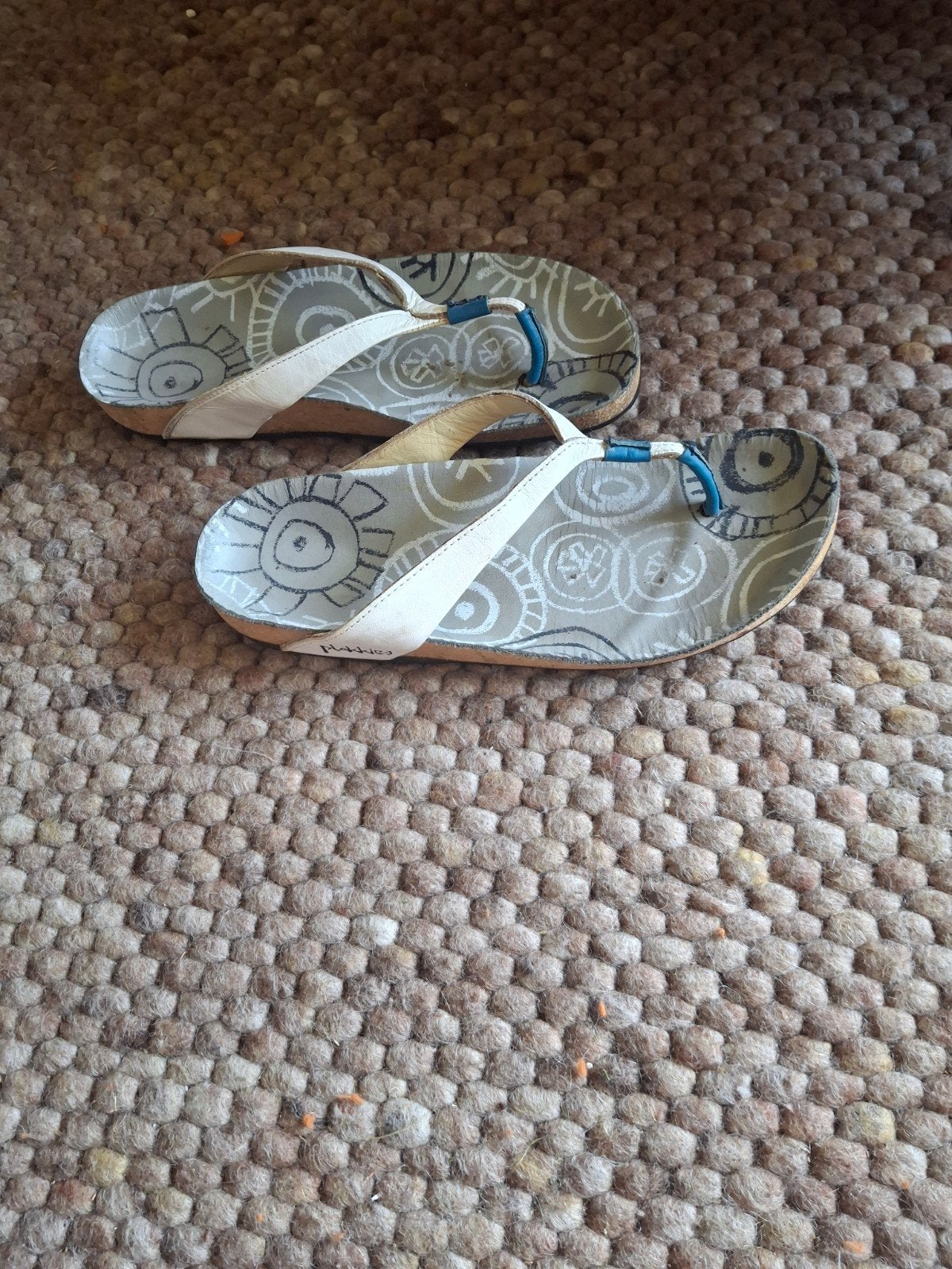 Witte fairtrade slippers met kurken zool en print, Ophalen of Verzenden, Wit