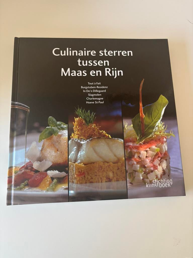 Culinaire sterren tussen maas en rijn, Boeken, Kookboeken, Ophalen of Verzenden, Zo goed als nieuw