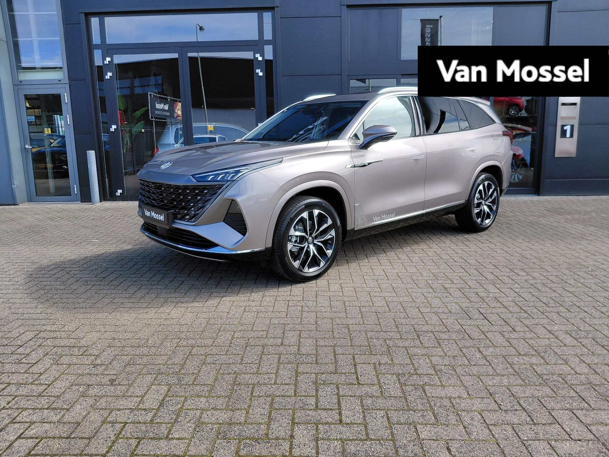 MG MGS9 1.5 Premium Plug-in Hybrid MGS9 PHEV 7-Zits Premium, Auto's, 12 maanden, 4 cilinders, Bedrijf, Hybride Elektrisch/Benzine