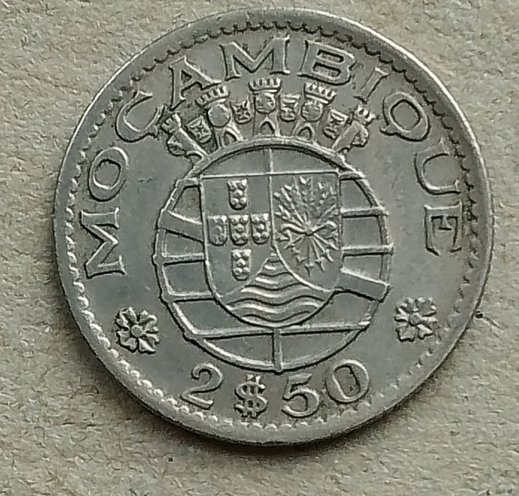 Mozambique, 2 1/2 escudo's 1954, Ophalen of Verzenden, Overige landen, Losse munt