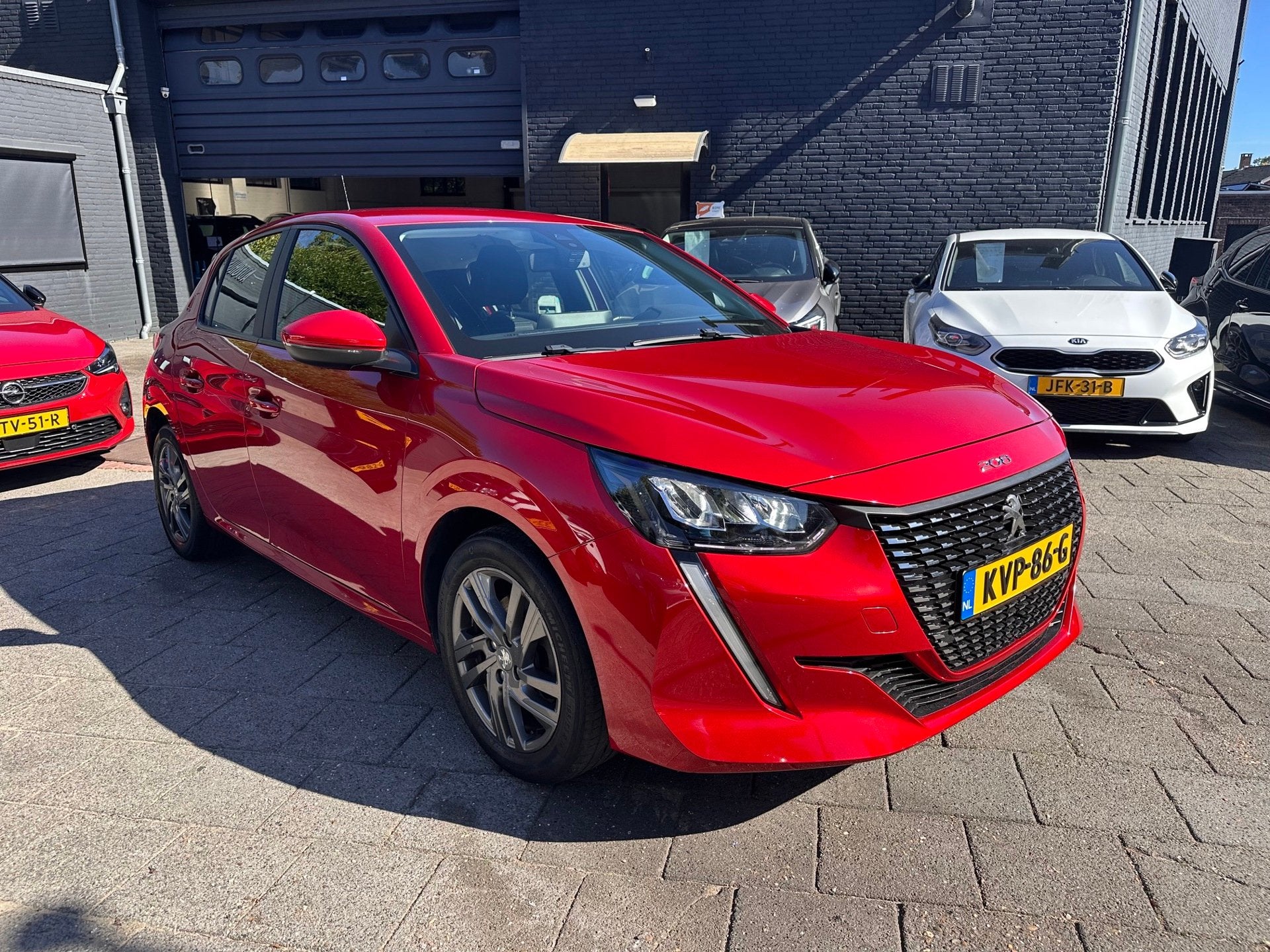 Peugeot 208 1.2 PT Pack|Aut|101pk|Airco|Cruise control, Gebruikt, Zwart, 1199 cc, Origineel Nederlands