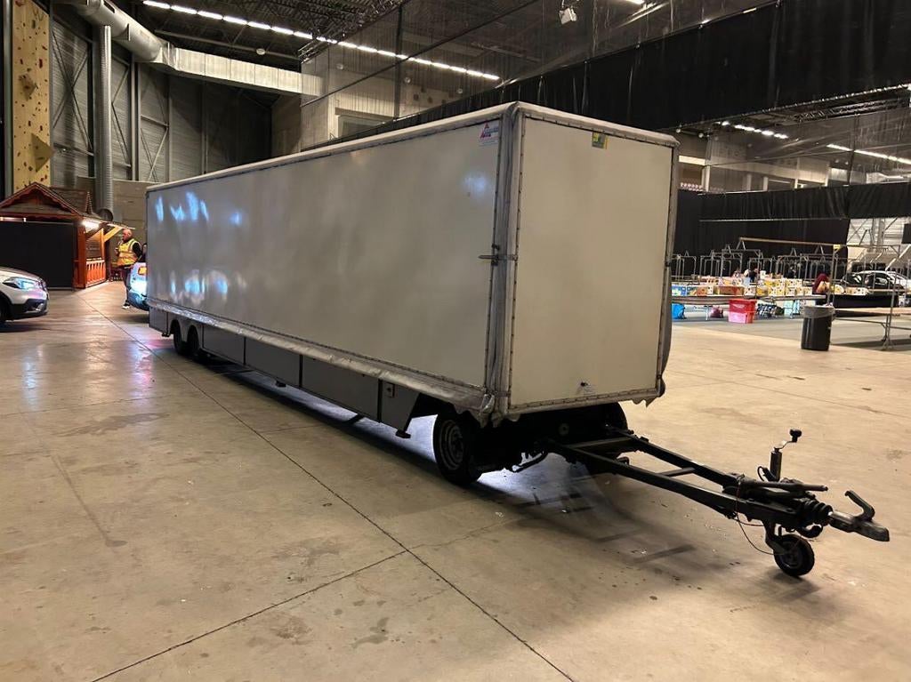 Verkoopwagen 12 bij 5, Ophalen