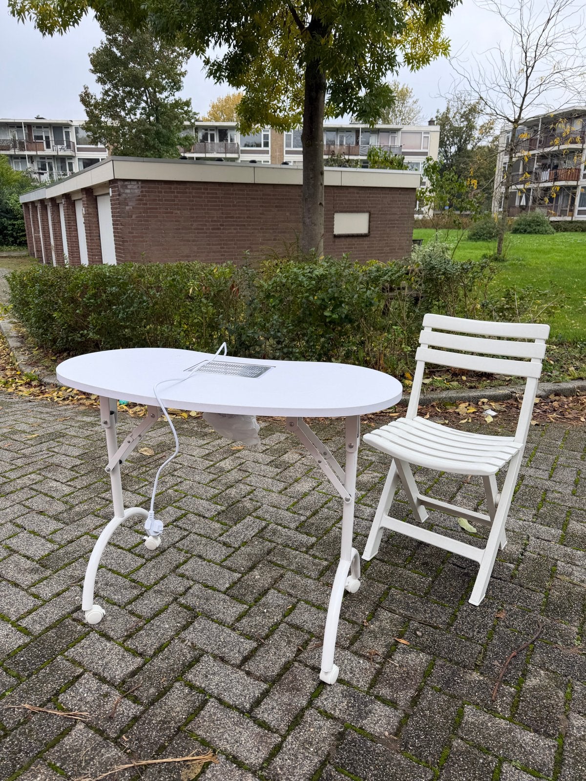 Nageltafel met afzuiging, inklapbaar + stoel en tas, Ophalen, Zo goed als nieuw
