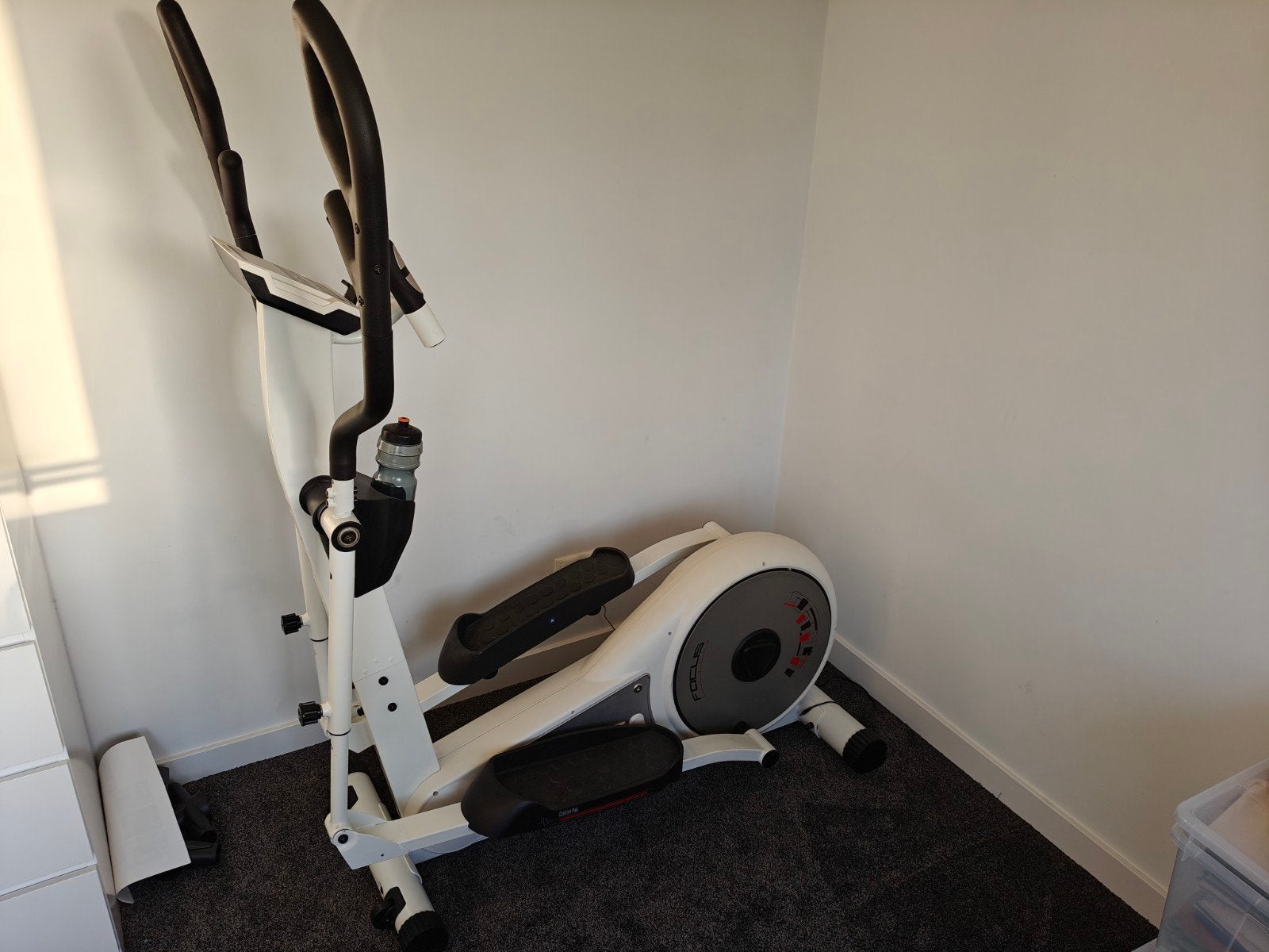 Focus Fitness iConsole+ Crosstrainer - Zo goed als nieuw, Ophalen, Benen, Zo goed als nieuw, Crosstrainer