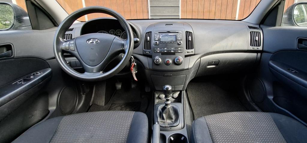 Hyundai I30 CW 1.6i Active Cool | Airco | Trekhaak | NAP | I, Auto's, 127 pk, Multifunctioneel stuurwiel, Gebruikt, 1591 cc