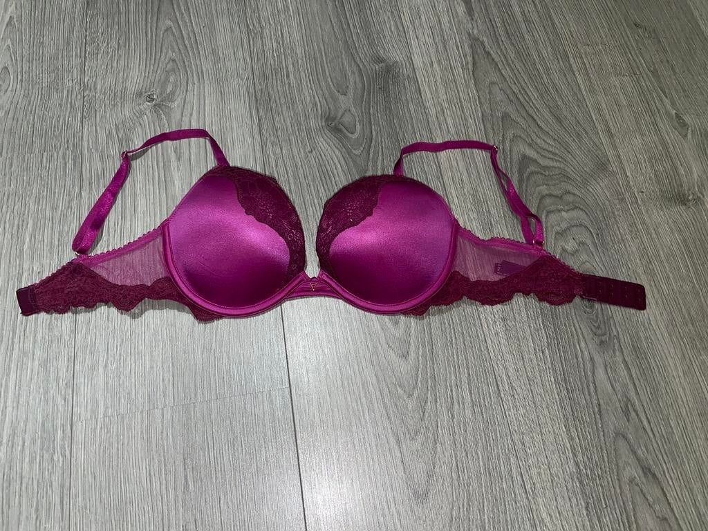 Victoria’s secret maximizer fuchia kante bh push up mt d70, Ophalen of Verzenden, Paars, BH