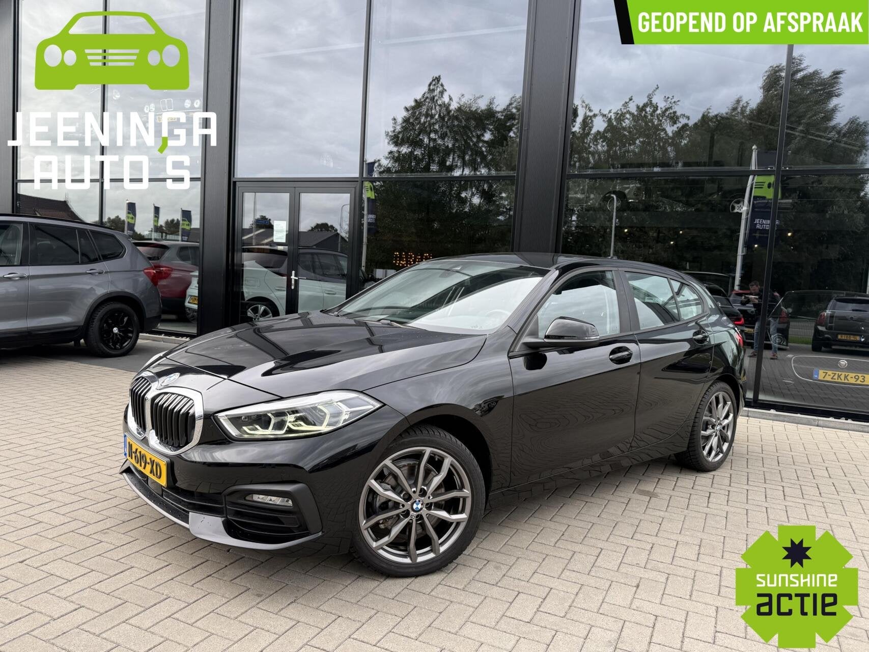 BMW 1-serie 118i Business Edition|AfnTrekhaak|DAB|Clima|Navi, Gebruikt, Zwart, Origineel Nederlands, Bedrijf