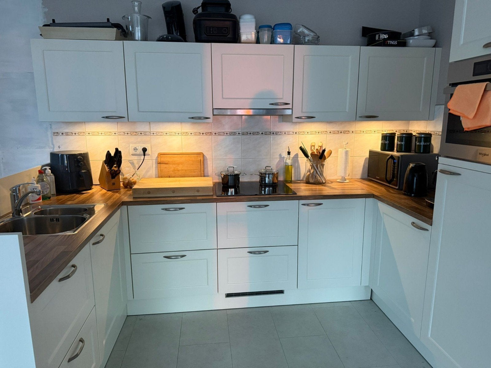 Keuken teab excl. apparatuur incl. blad en gootsteen, Huis en Inrichting, Ophalen, Gebruikt, Wit, Hoekkeuken