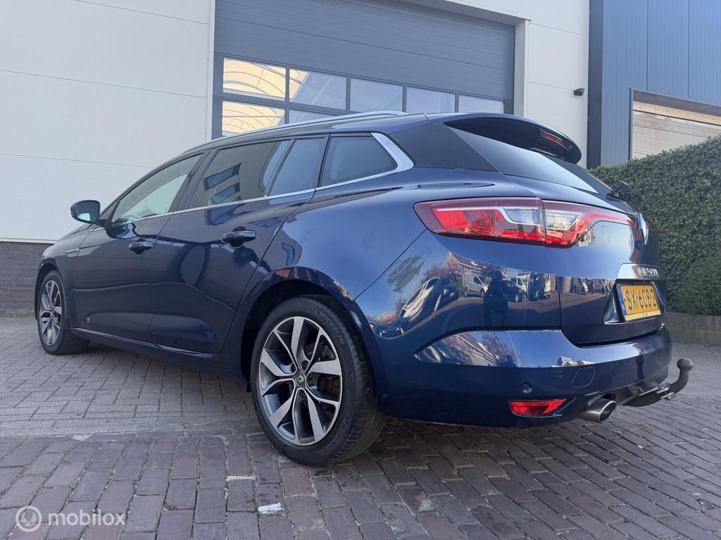 Renault Megane Estate Bose | Automaat | 2018 | NAP | Leder/S, Gebruikt, Euro 6, 4 cilinders, Blauw
