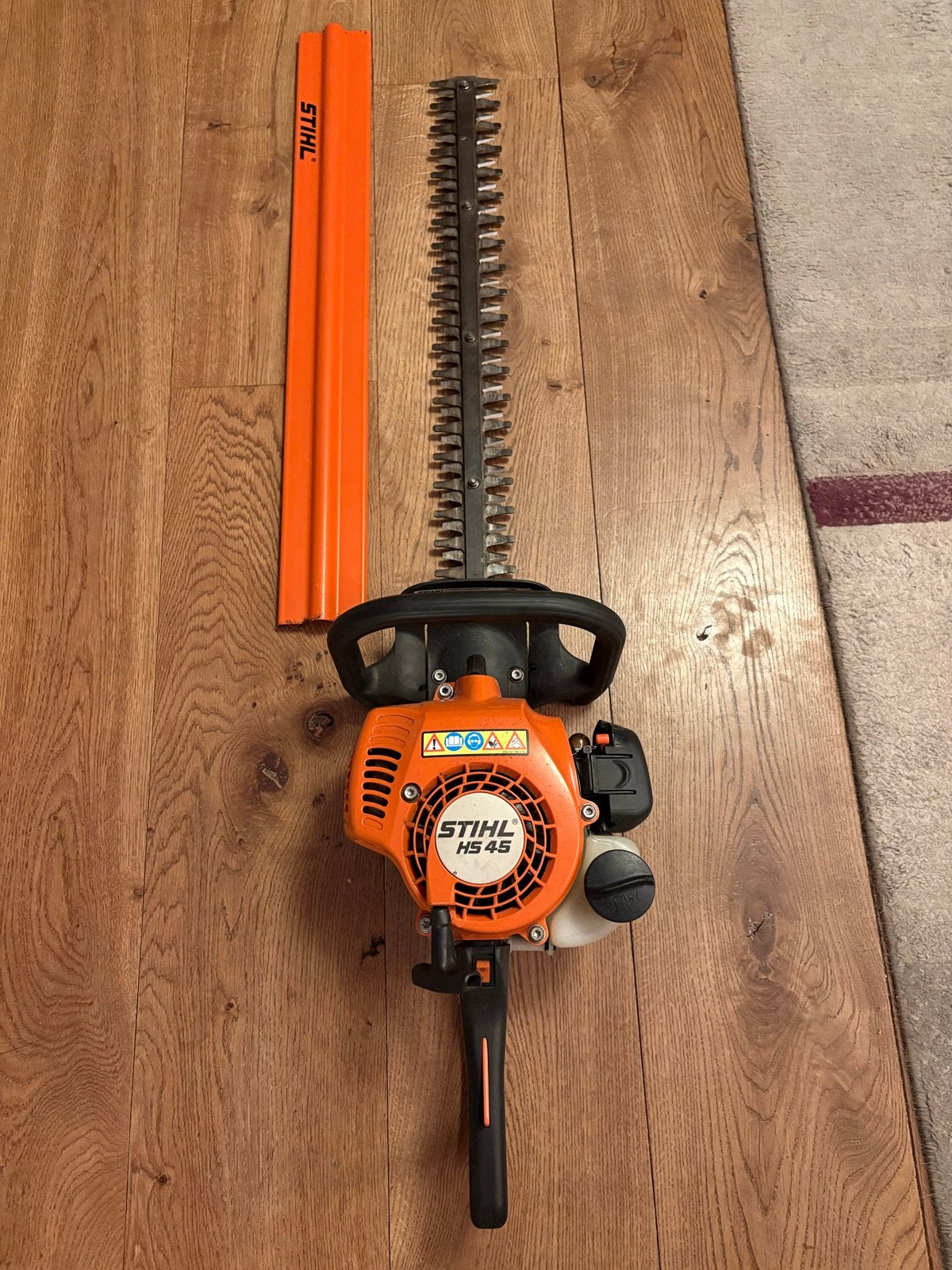 Stihl HS 45 Heggenschaar op Benzine - Zo goed als nieuw, Ophalen of Verzenden, Zo goed als nieuw, Benzine