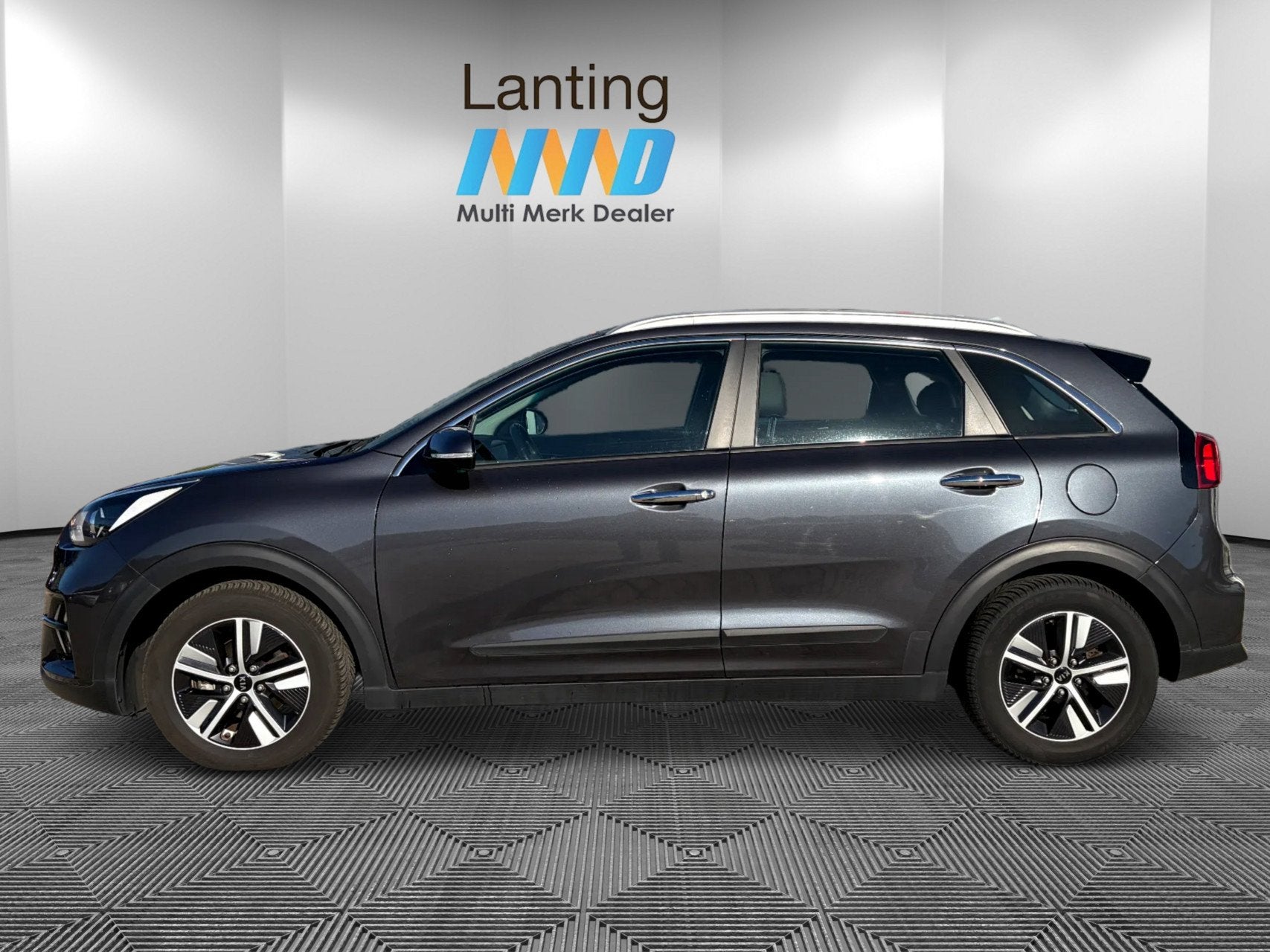 Kia Niro 1.6 GDi Hybrid DynamicLine, Auto's, Gebruikt, Leder en Stof, Origineel Nederlands, Automatische klimaatregeling