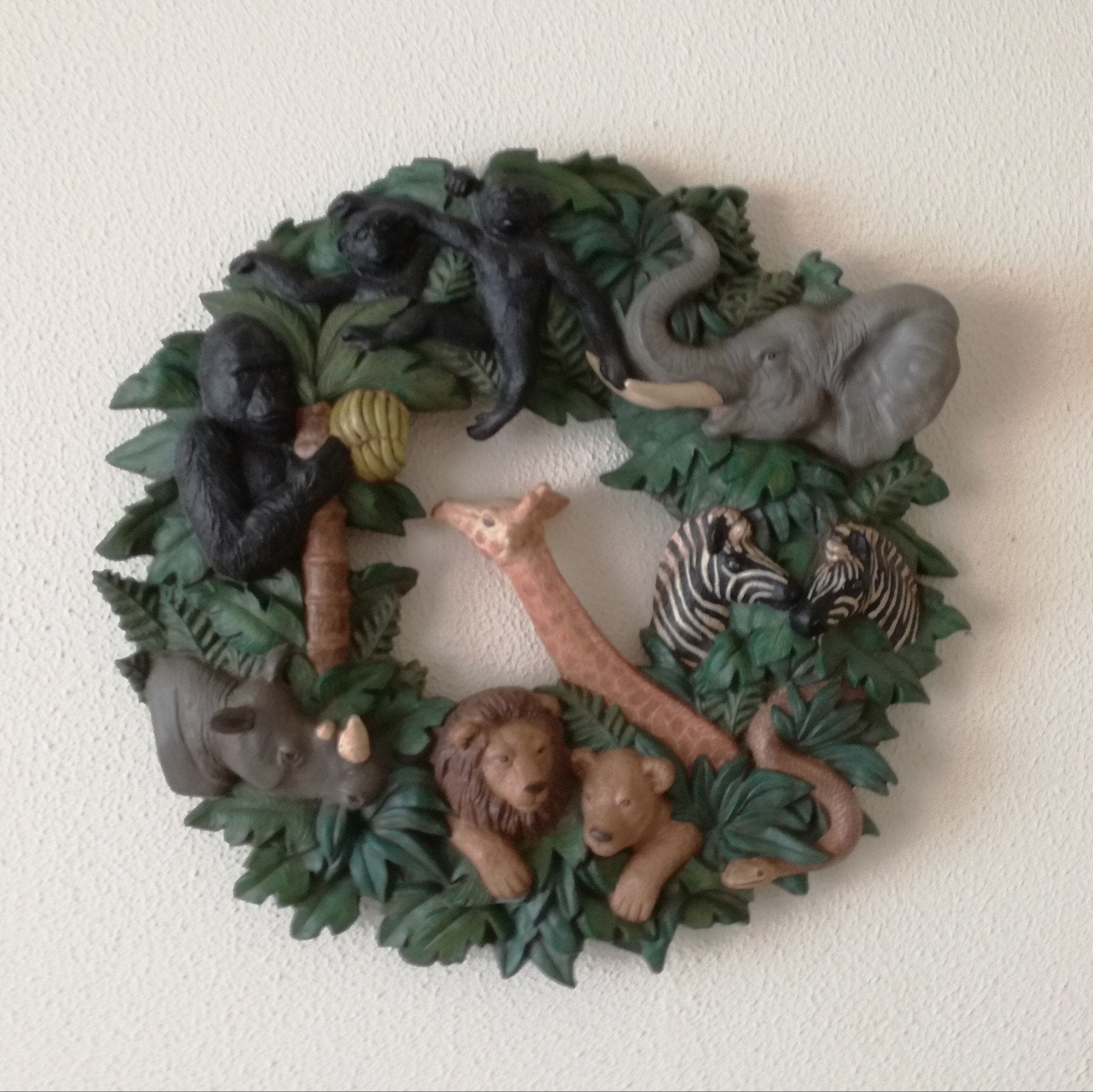 Afrikaanse dierenkrans, Ophalen, Wanddecoratie
