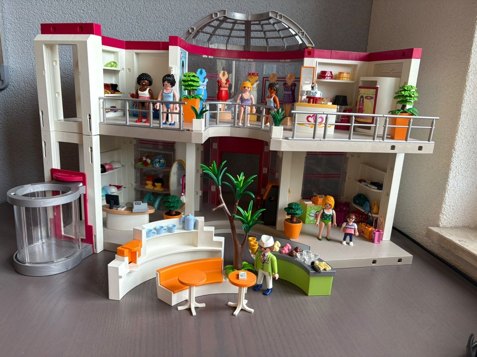 Playmobil 5485 Winkelcentrum en 5487 Schoonheidssalon, Gebruikt, Gebouw, Complete set, Ophalen of Verzenden