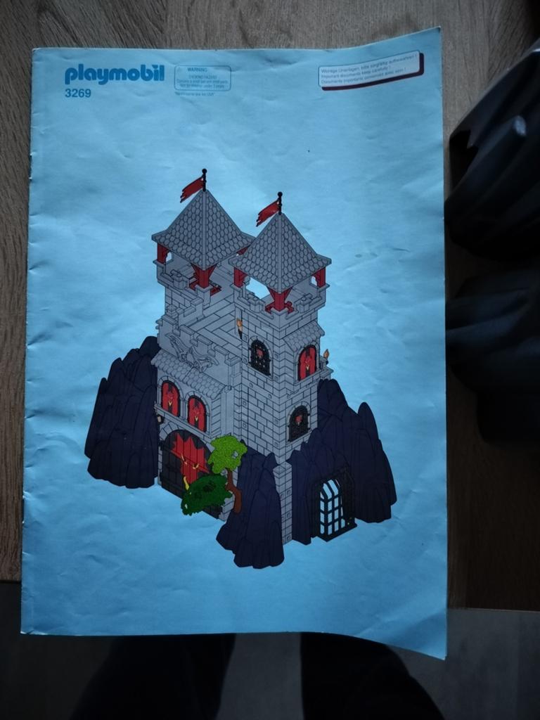 Playmobil 3269 Groot Kasteel met Draak en Accessoires, Ophalen, Zo goed als nieuw, Jongen of Meisje